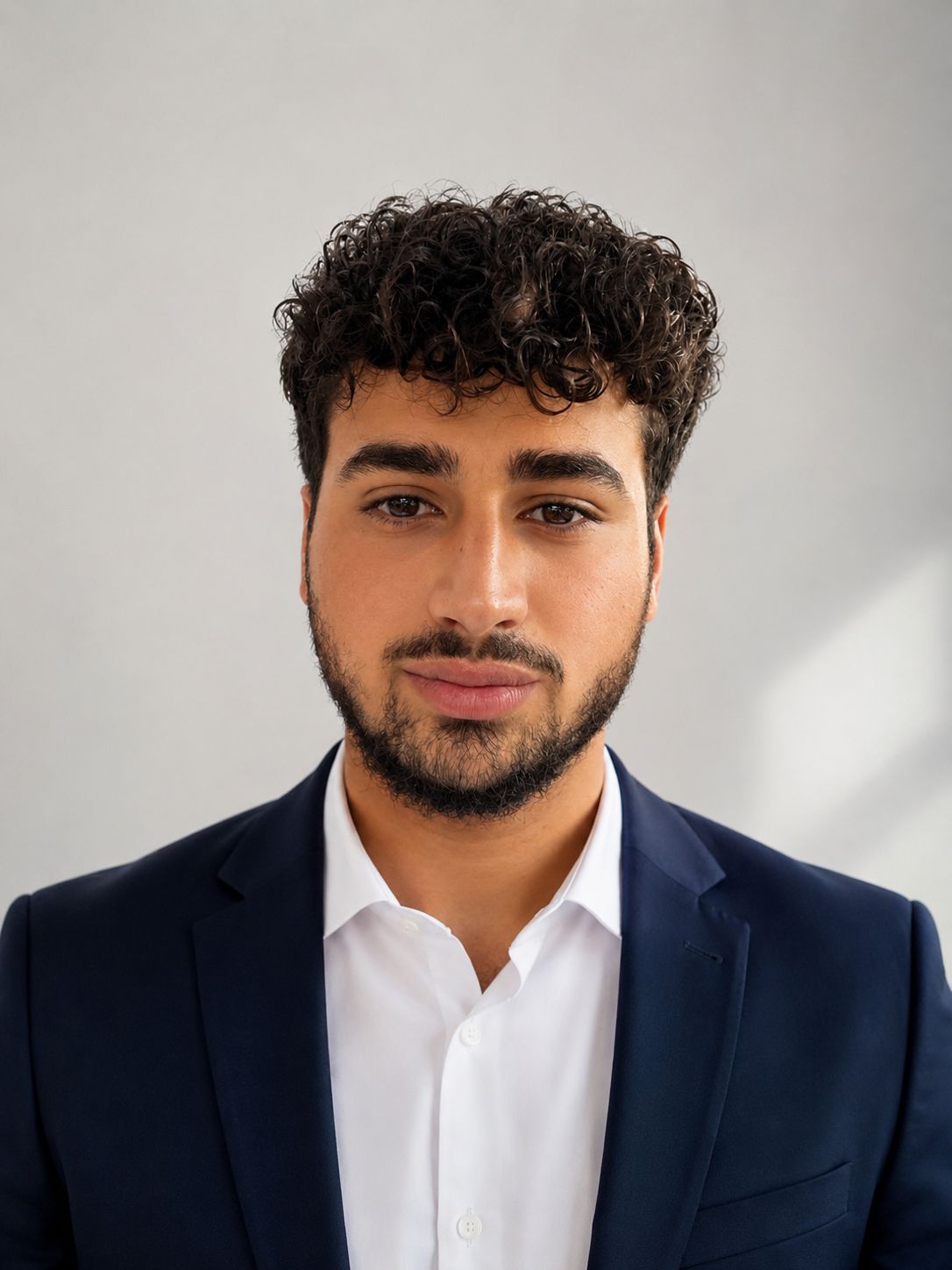 Hussein Abi, Inhaber von MA Sanierung, Trockenbau- und Innenausbau-Experte aus dem Ruhrgebiet